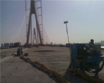 億龍機(jī)械服務(wù)很到位